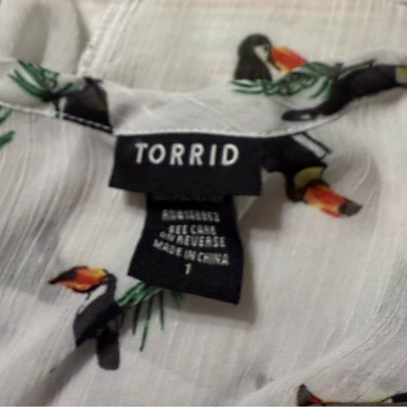 Torrid Ivory Tropical Bird Print Camisole - Picture 4 of 4